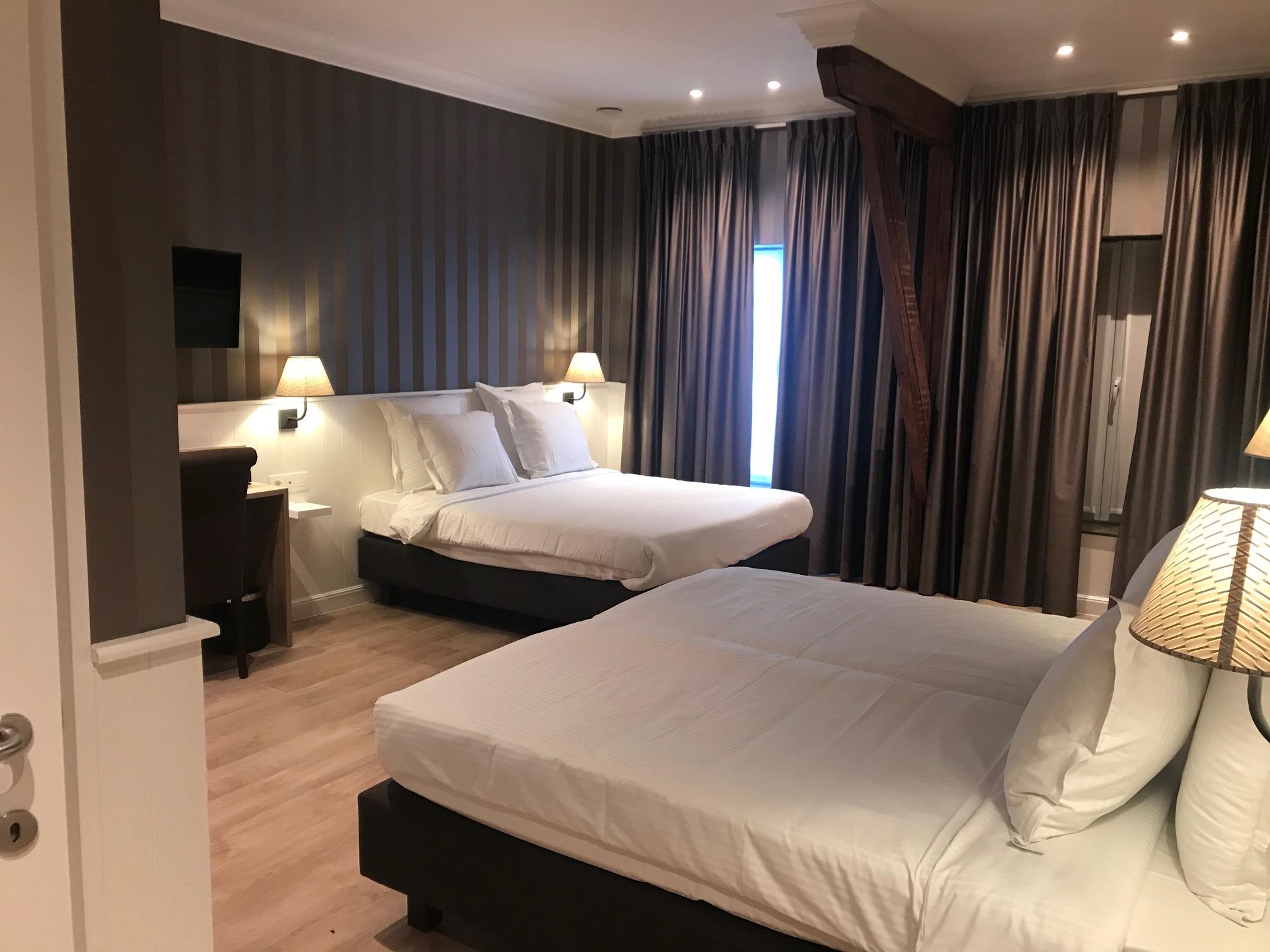 Golden Tree Hotel