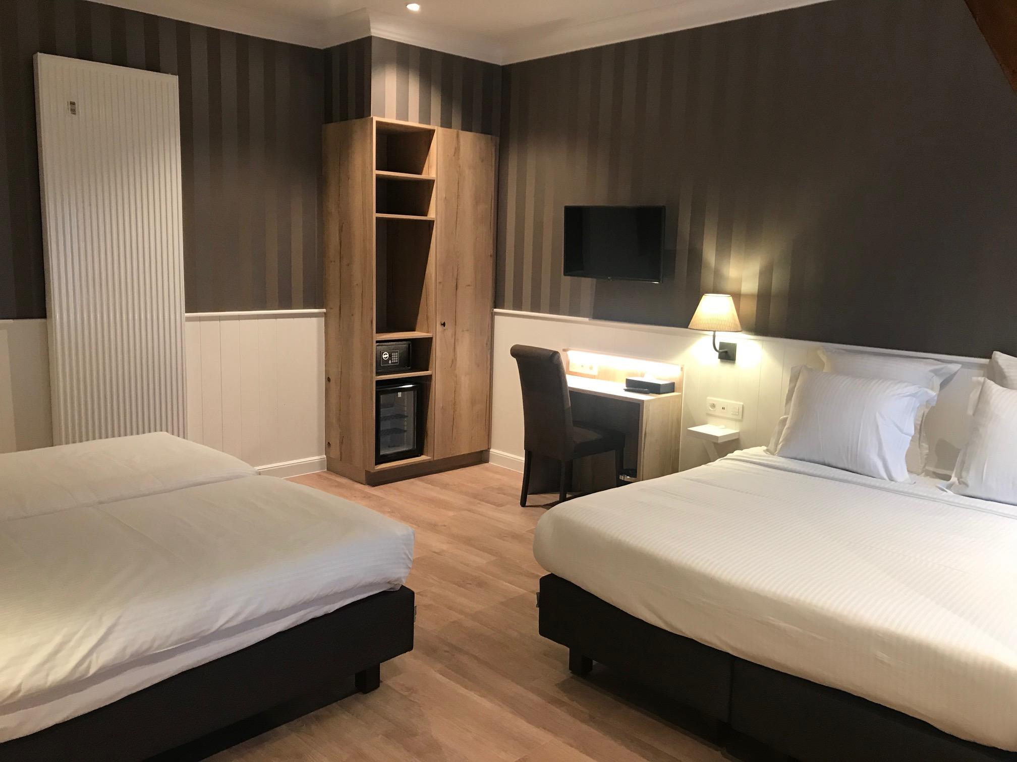 Hotel Golden Tree 3*